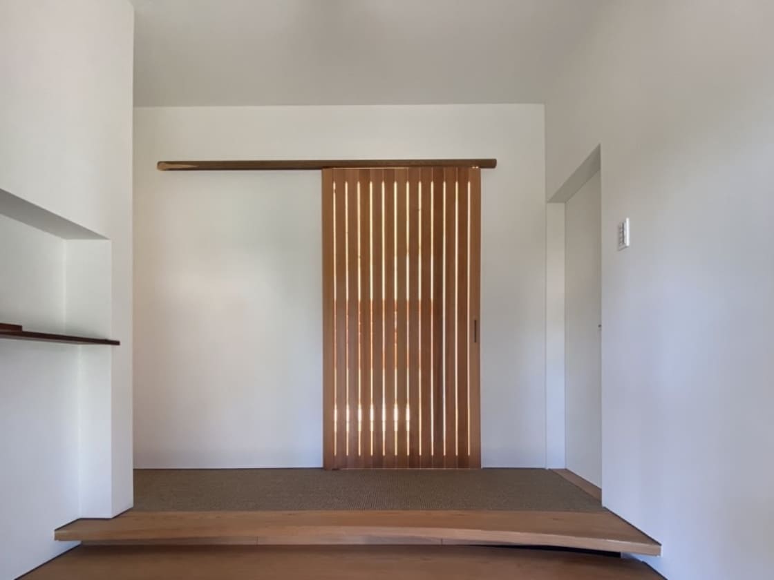 魔除けの槐と樹齢約200年の山武杉